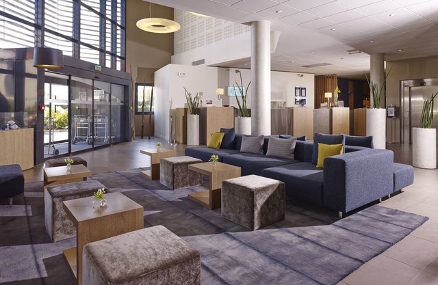 Holiday Inn Express Toulouse Airport by IHG