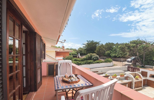 Holiday Home "Villetta sul Mare" with Sea View, Garden & Balcony