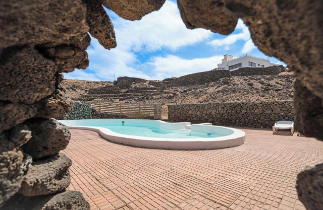 Holiday Villa 'Playa Marina Eco Bungalow Mala' with Sea Views, Shared Pool and Wi-Fi