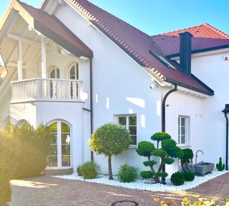 Holiday Wellness Villa 4 Rent near Basel, Freiburg & Colmar, Indoor Pool, Sauna, Garden & Thermal Spa Access