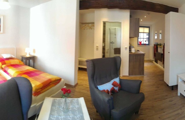 Home 6 poppy/2. OG links - apartments in the house to golden Schaar