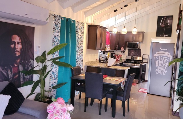 Home away from Home 2-bedroom house with WiFi and AC in welcoming Old Harbour