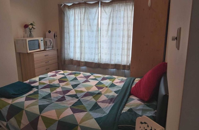Home away from Home . The house is tidy , quiet .