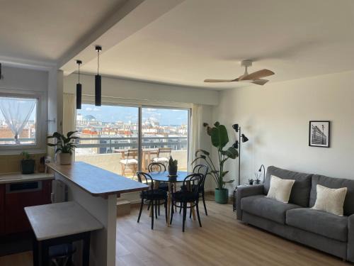 Home F8 - Terrace Paris's view, Eiffel Tower area