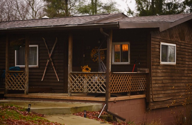 Home in Ghent located 1 mile off interstate and 2 miles to ski resort.