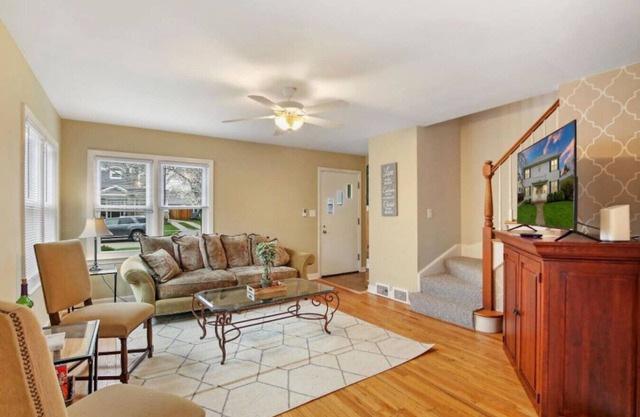 Home w/2 Kitchen & Living Rooms, Near Naval Base!