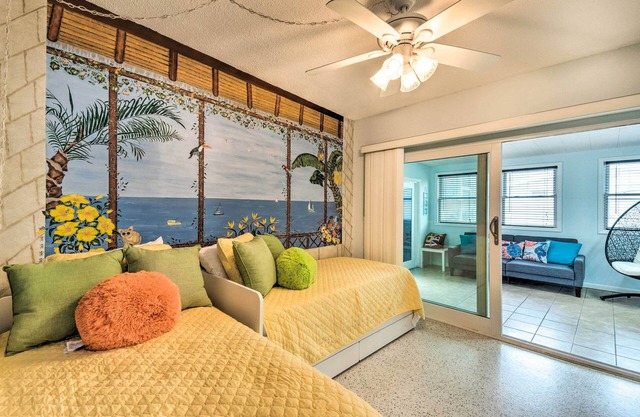 Home w/Dock, Pool, Kayaks: Walk to Palma Sola Bay