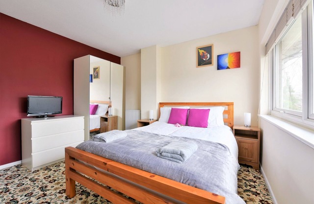 Homely 2-bedroom apartment in nice London with WiFi
