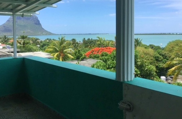 Homerez - 100 m away from the beach! Appartement for 2 ppl. at La Gaulette