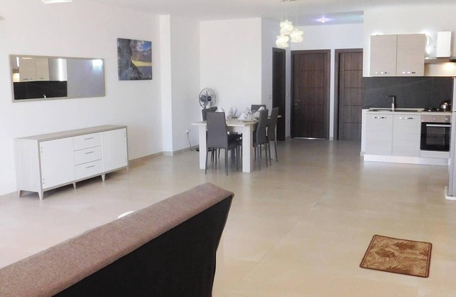 Homerez - Apartment in Għajnsielem