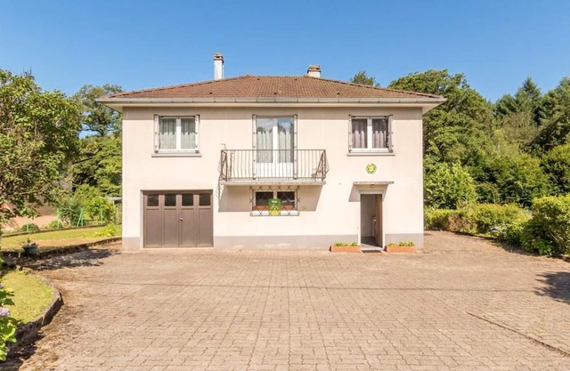 Homerez - Beautiful house for 5 ppl. with balcony at Champagney