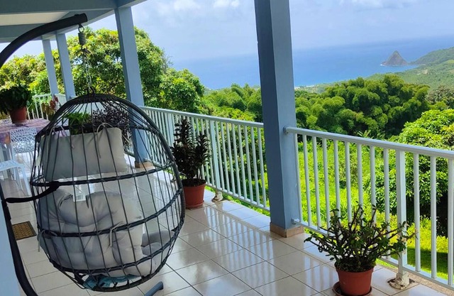 Homerez - Big appartement 2 km away from the beach for 12 ppl. at Le Marigot