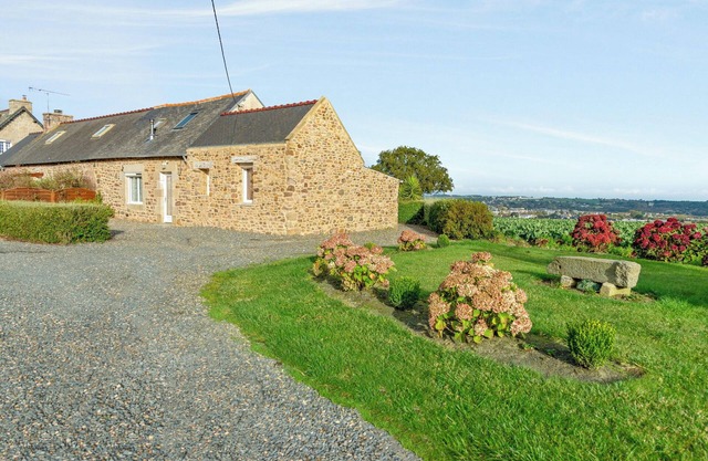 Homerez - Charming house with sea view in Paimpol