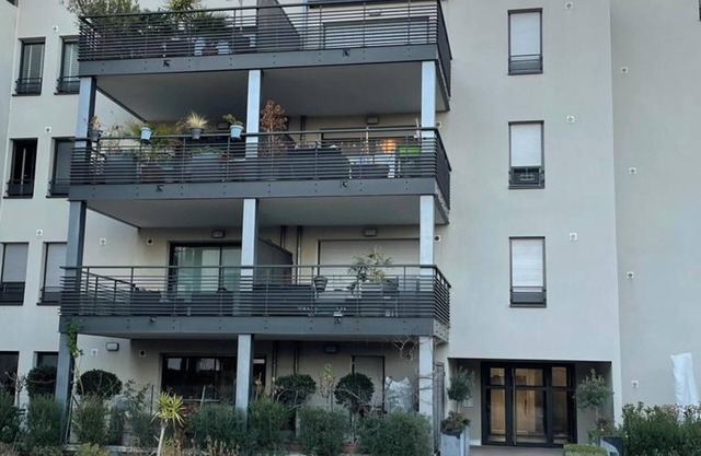 Homerez - Cosy Apt, Aix-en-Provence.