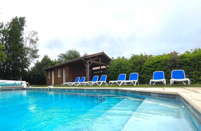 Homerez - Villa in Sainte-Eulalie-en-Born