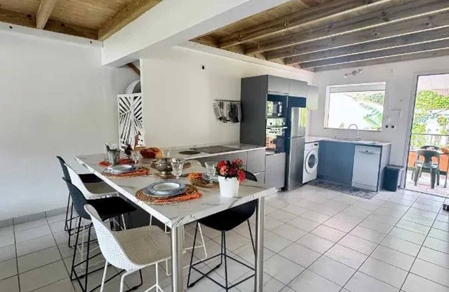 Homerez - House in Case-Pilote