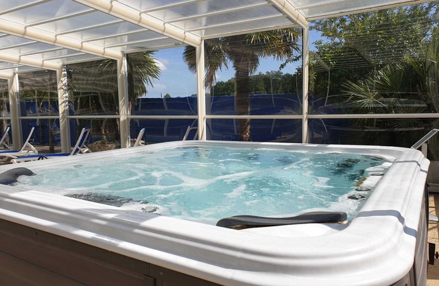 Homerez - House in Meursac with pool