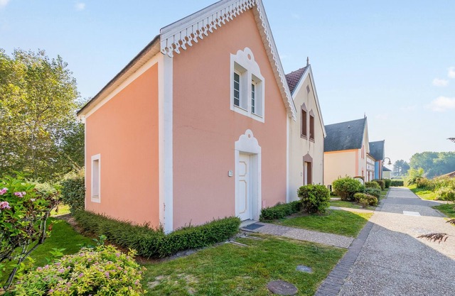 Homerez - Nice house for 6 ppl. with terrace at Fort-Mahon-Plage