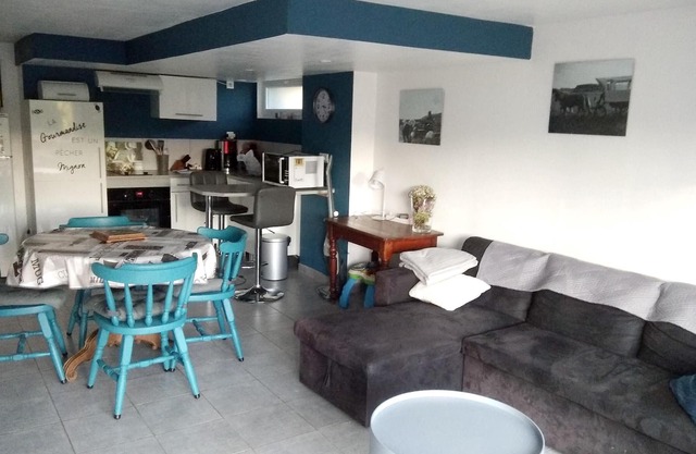 Homerez - Nice house for 4 ppl. with garden and terrace at Bouvelinghem
