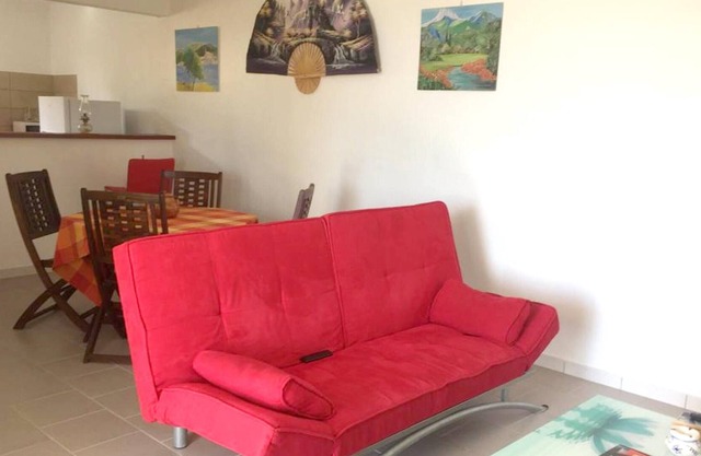 Homerez - Nice house for 2 ppl. with sea view and balcony at Sainte Marie
