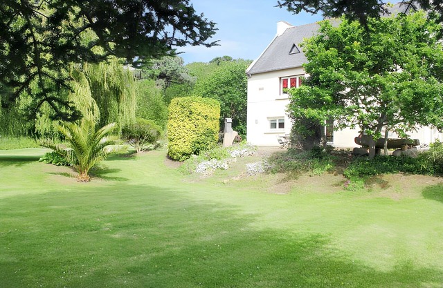 Homerez - Spacious Apartment in Trévou, 100m², Sea View.