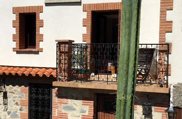 Homerez - Spacious house for 8 ppl. with garden and terrace at Céret