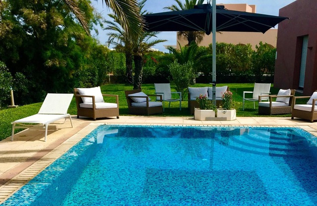 Homerez - Spacious villa 400 m away from the beach for 6 ppl. with swimming-pool