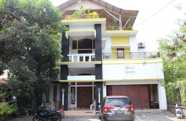 Homestay at Candi Gebang by ecommerceloka