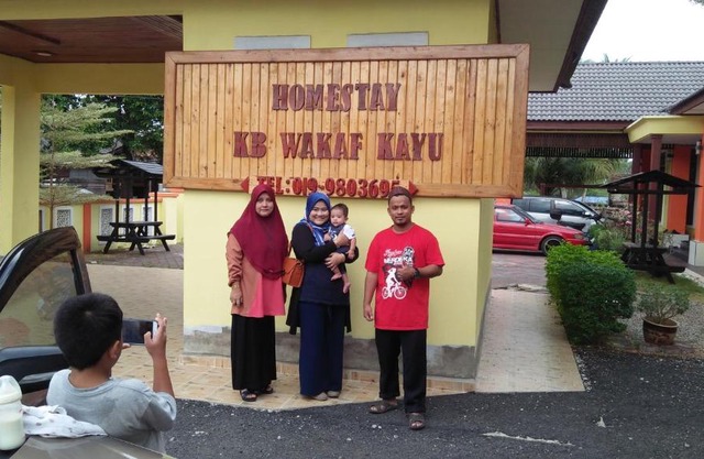 HOMESTAY Kb Wakaf Kayu