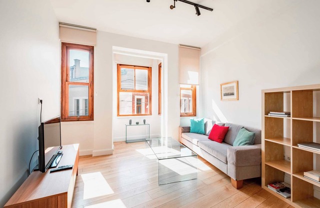 Homie Suites | Galata | 2br Apartment #LU3