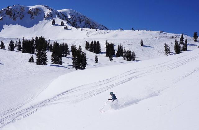 Honeycomb Condo, Solitude, Ski-In Ski-Out, sleeps 6