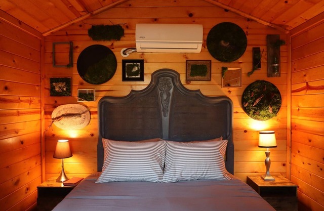Honeysuckle’s Haven Cabin