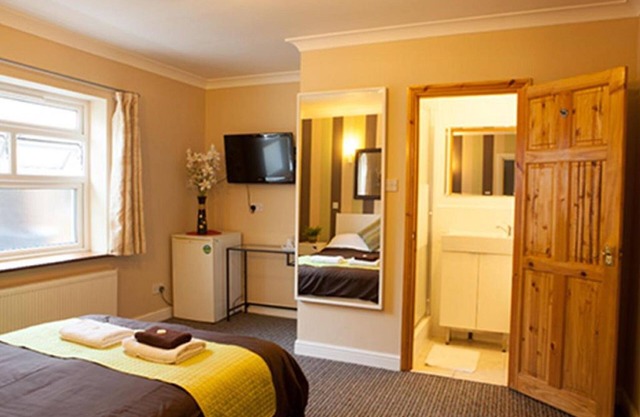 Hotel 261