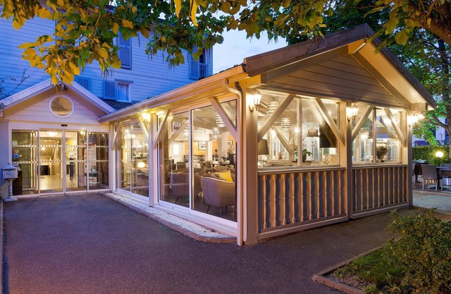 Hotel Acadie Les Ulis