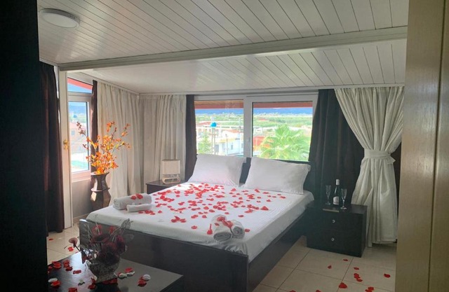 Hotel Anxhelo