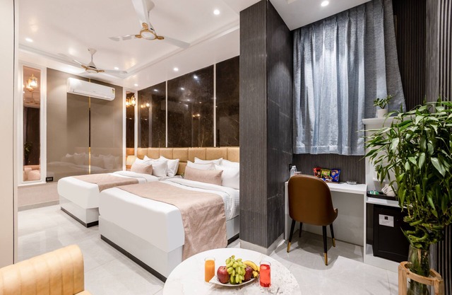 Hotel Aroma Suites
