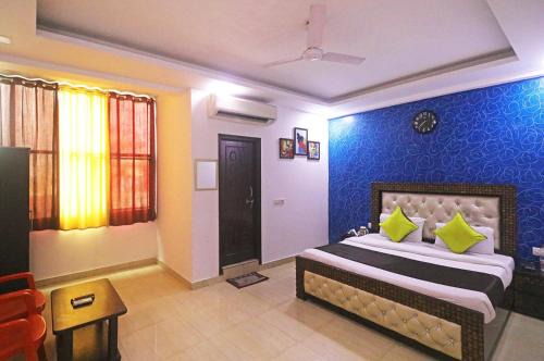 HOTEL ASHOKA PALACE Near IGI Airport New Delhi