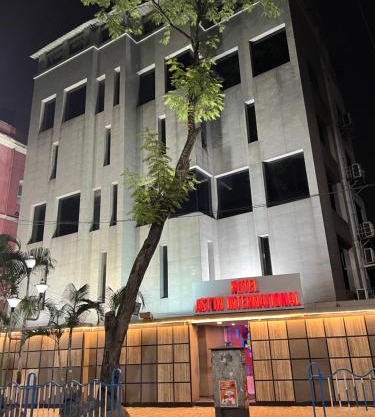 Hotel Aston International