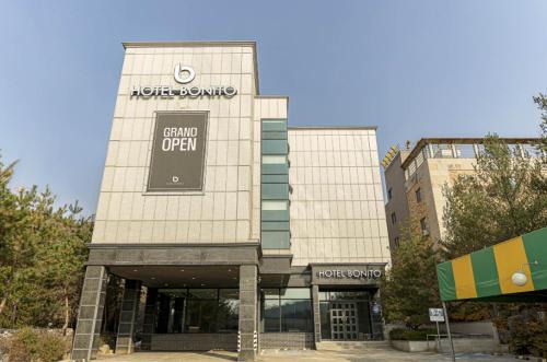 HOTEL bonito