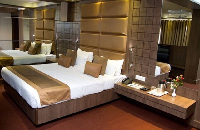 Hotel Centre Point