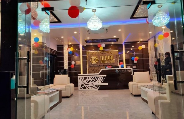 Hotel Dayal International