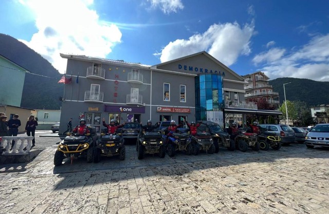 Hotel Demokracia