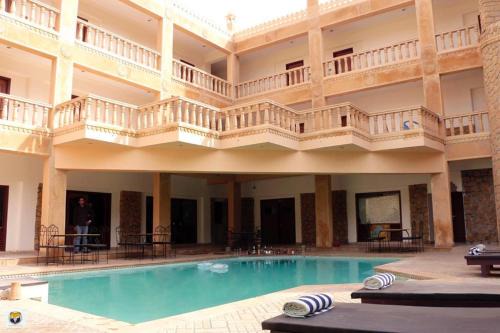Hotel Deoki Niwas Palace