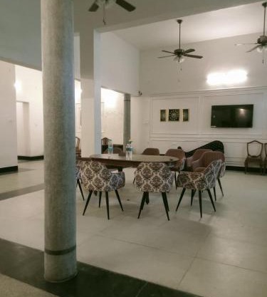 Hotel DR Inn