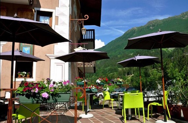 Hotel du Bourg