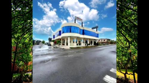 Hotel "EL INDI0"
