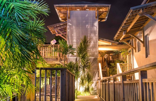Hotel French Coco