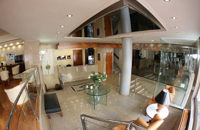 Hotel Galaxias