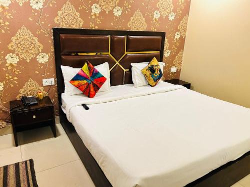 Hotel Golden Apple