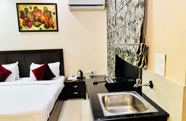 HOTEL HC GRAND